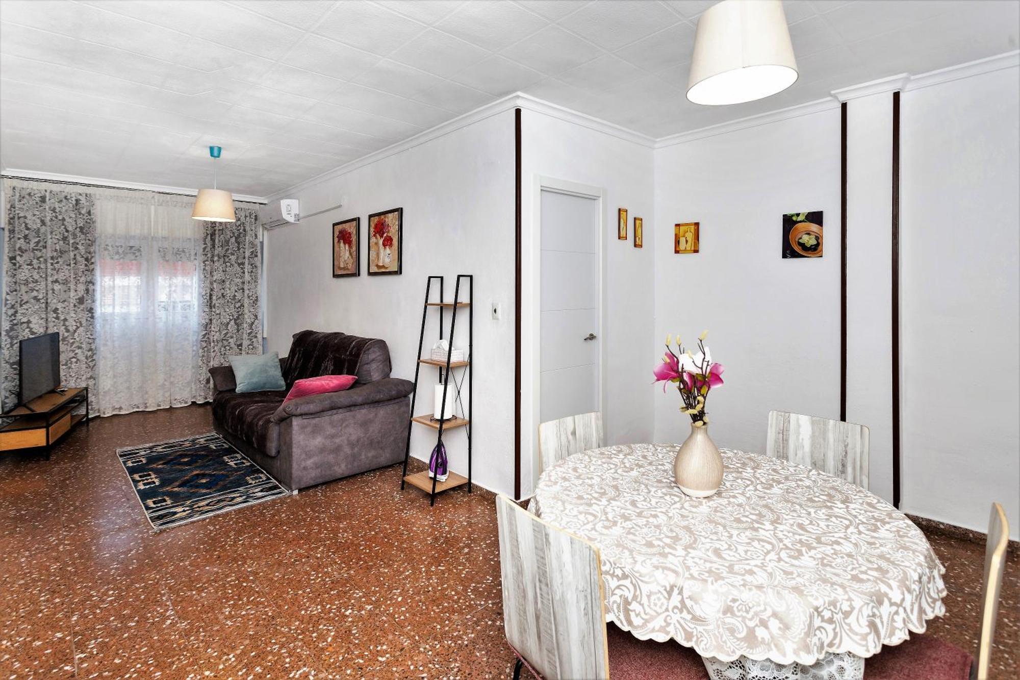 אליקאנטה Comfortable Apartment With Wi-Fi מראה חיצוני תמונה