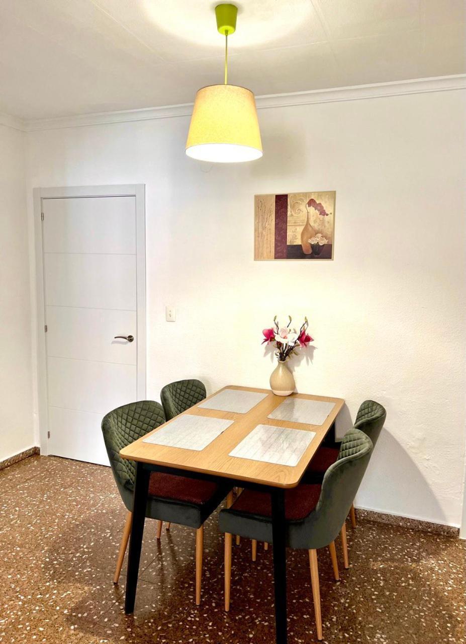 אליקאנטה Comfortable Apartment With Wi-Fi מראה חיצוני תמונה